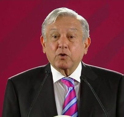 López Obrador da a conocer firma de acuerdo con maquiladoras que darán 40 mil empleos a migrantes