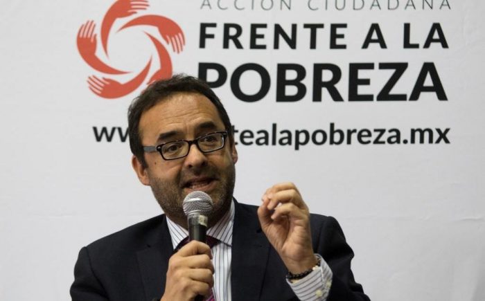 Remueven del Coneval a Gonzalo Hernández Licona, tras reclamo por recortes