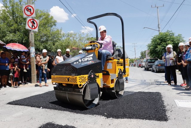 EN RAMOS ARIZPE BACHEO NÚMERO 1000