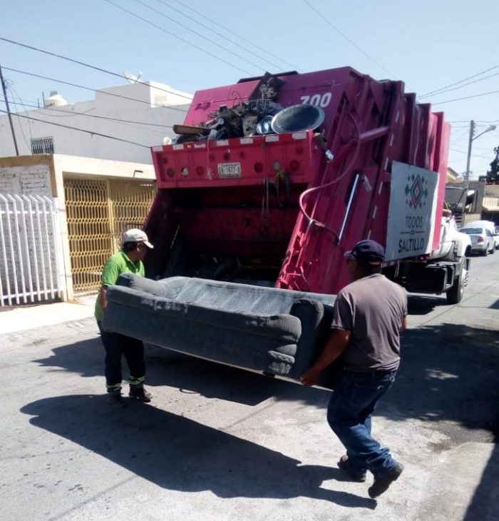 Retiran más de 511 toneladas de cacharros de hogares saltillenses