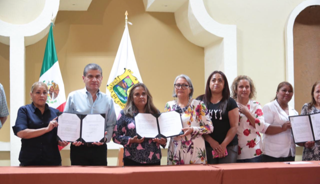 FAMILIARES DE PERSONAS DESAPARECIDAS SE REÚNEN CON EL GOBERNADOR RIQUELME PARA SU AGENDA DE DERECHOS 