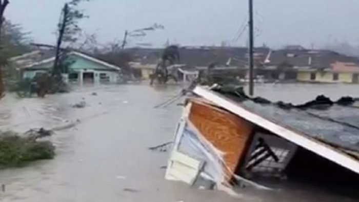 Un millón de estadounidenses, bajo orden de evacuación por el Dorian