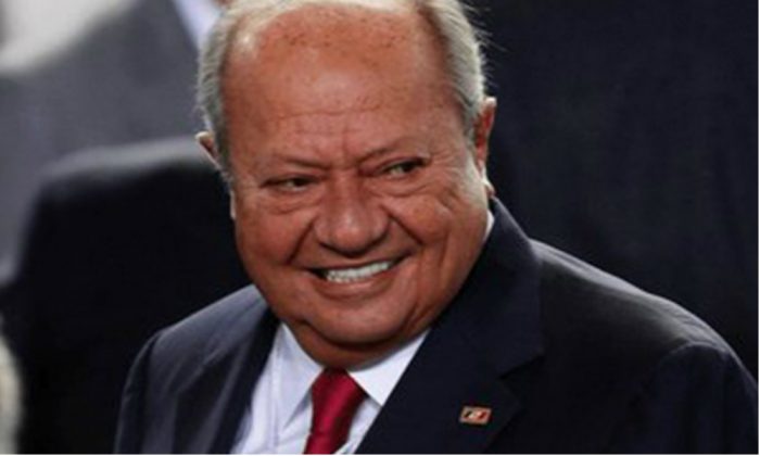 Protege Morena a Carlos Romero Deschamps