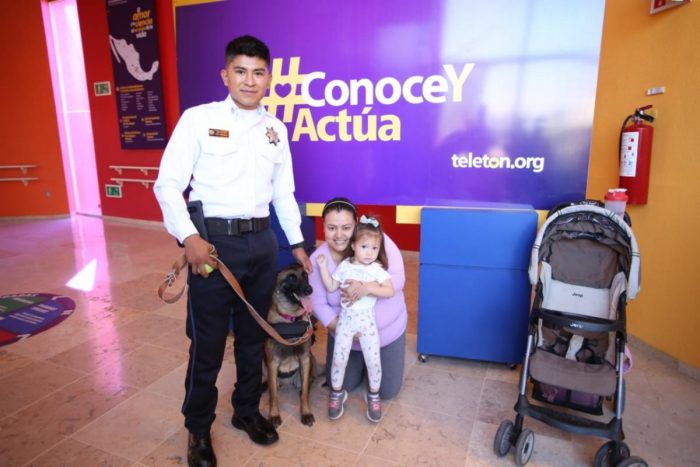 Visitan Unidad Canina, policías y bomberos a niñas y niños en el CRIT
