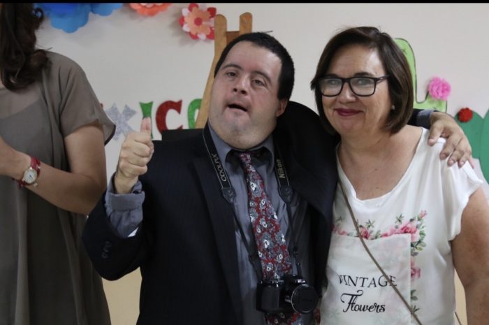 COAHUILA POR LA INCLUSIÓN: EXPONE ALUMNO CON SÍNDROME DOWN GALERÍA FOTOGRÁFICA EN SALTILLO