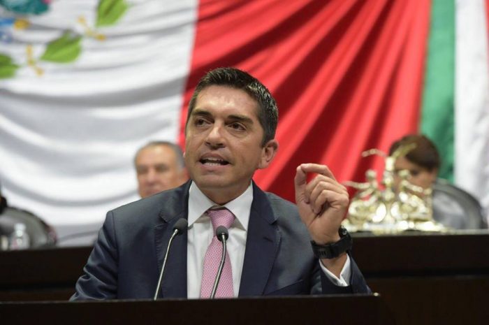 PRESENTA LUIS FERNANDO SALAZAR INICIATIVA PARA INCORPORAR UN MERCADO  SUPERVISADO Y FISCALIZADO DE MARIHUANA EN MÉXICO