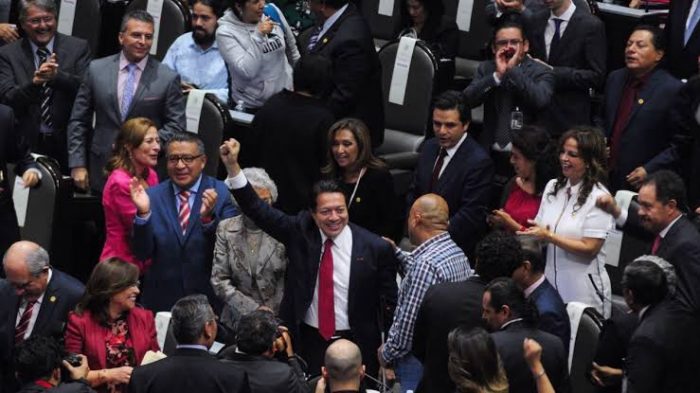 SE AUMENTAN 50% DE AGUINALDO DIPUTADOS DE MORENA