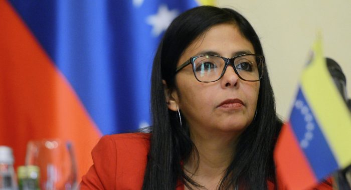 Ábalos se reunió con la ‘número dos’ de Maduro para evitar su entrada en España, según la policía