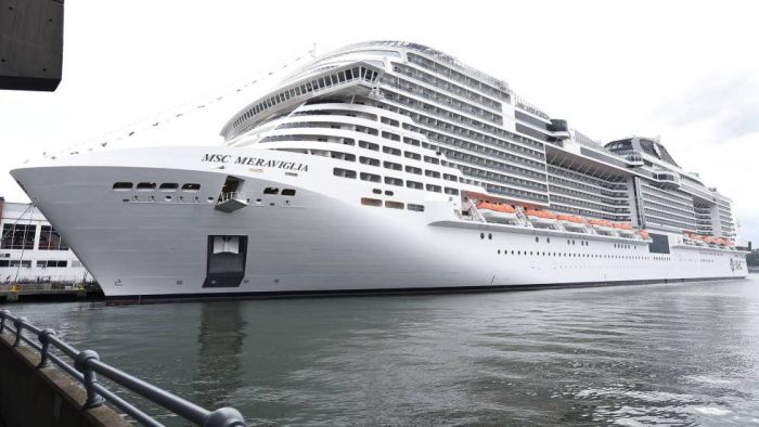 México permite atracar a un crucero rechazado de varios puertos por temor al coronavirus