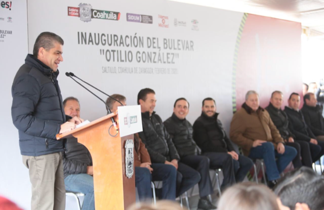 MARS INAUGURA VIALIDAD DE 39 MDP AL SURORIENTE DE SALTILLO