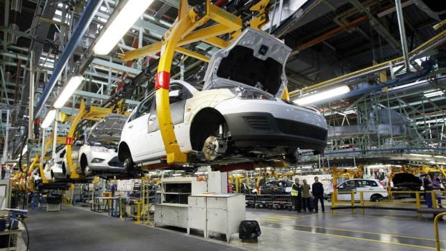 Venta de autos registra su peor caída para un mes de abril en 25 años