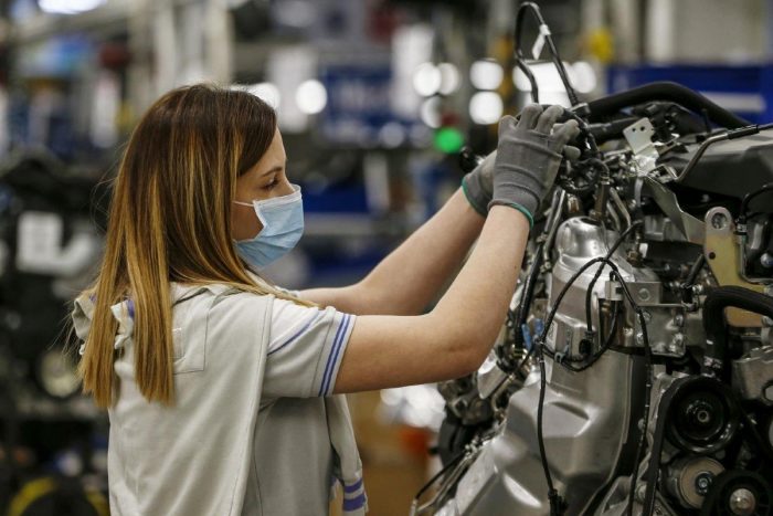 El gobierno federal alista un plan para que la población retorne al trabajo
