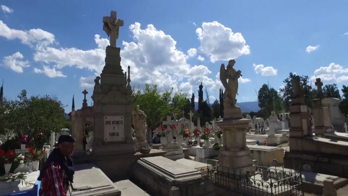 Panteones en Coahuila permanecerán cerrados del 8 al 11 de mayo