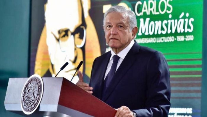 AMLO confirma renuncia de Mónica Maccise al Conapred; "no debió convocar a ese foro"