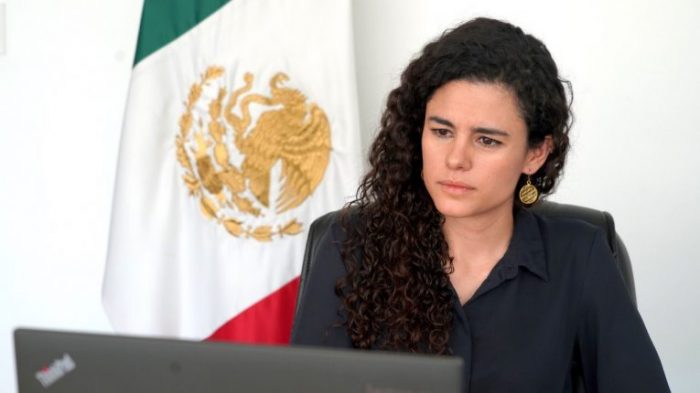 Secretaría del Trabajo retira computadoras a trabajadores y les limita el consumo de agua y electricidad