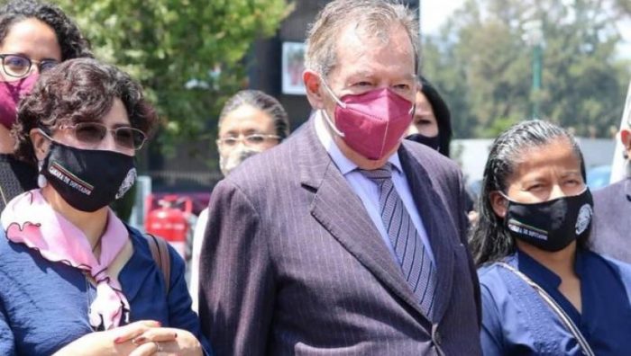 Acusa Muñoz Ledo "sobornos multimillonarios" en elección de Morena