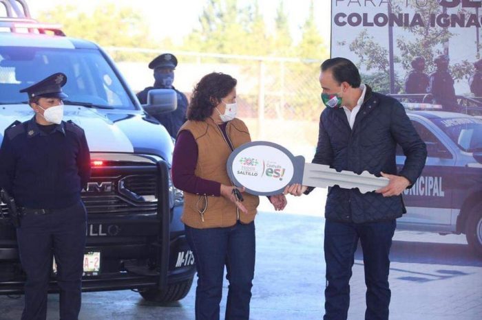 Alcalde fortalece seguridad con entrega de patrullas en colonias