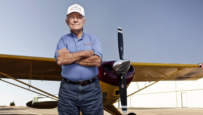 Muere Chuck Yeager, piloto que rompió la barrera del sonido
