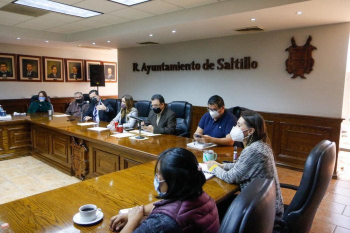 Comparecen directores municipales ante regidores en Saltillo