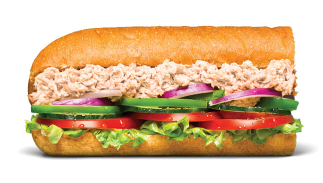 Demandan a Subway por usar "atún falso" en sus productos