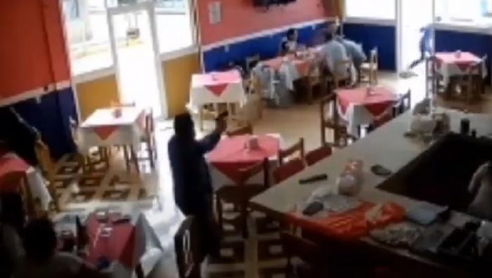 Fiscal de Veracruz y diputada son atacadas a balazos en restaurante