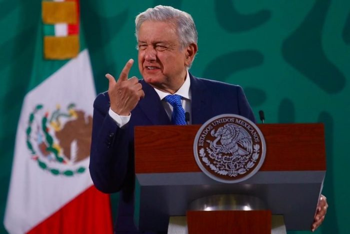 AMLO envía al Senado iniciativa de ley para castigar a jueces