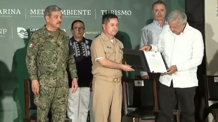 AMLO nombra a Jesús Salvador de Olaguibel Domínguez como gobernador de las Islas Marías