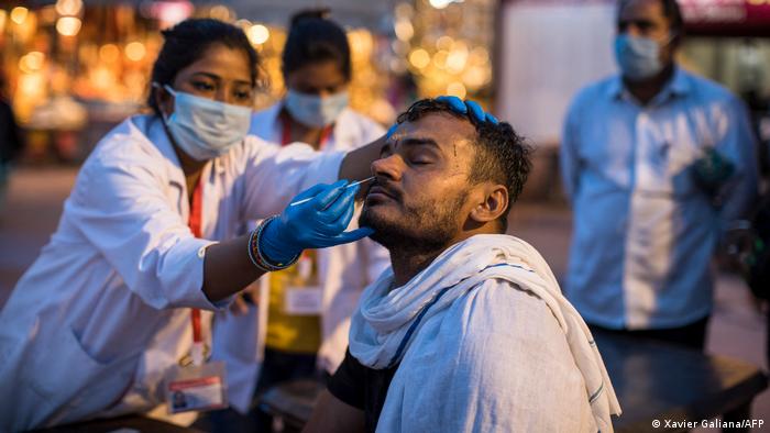 Variante de covid-19 identificada en la India: esto es lo que debes saber