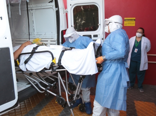 Las hospitalizaciones por el COVID se triplican en la Ciudad de México
