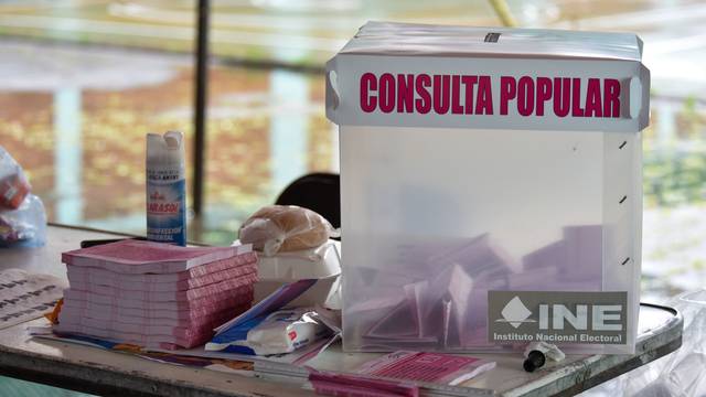 INE pedirá casi 4 mil millones de pesos para consulta sobre revocación de mandato
