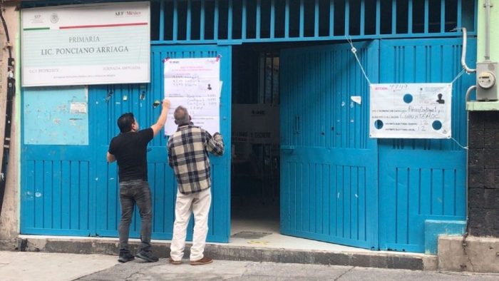 Mesa receptora donde votaría AMLO es cerrada por falta de funcionarios de casilla
