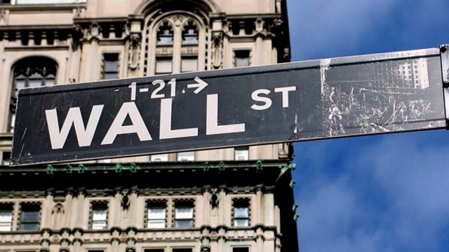 Bajan las acciones en Wall Street y extienden la racha de pérdidas tras un reporte laboral negativo