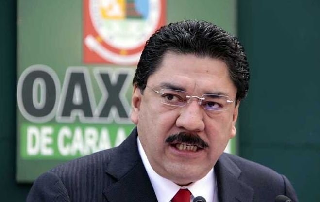 El PRI expulsó de sus filas al exgobernador de Oaxaca, Ulises Ruiz
