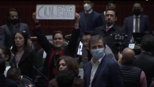 Diputada de Morena llama “culera” a legisladora del PRD