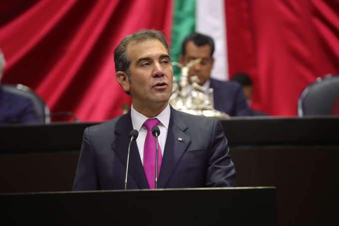 “La democracia se puede acabar si no la cuidamos”: así compareció Lorenzo Córdova ante diputados