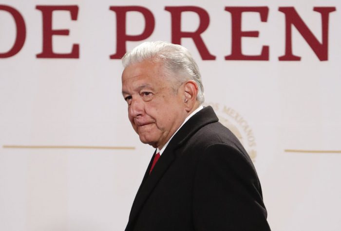 AMLO solicitó al INAI transparentar “bienes y riquezas” de Carlos Loret de Mola