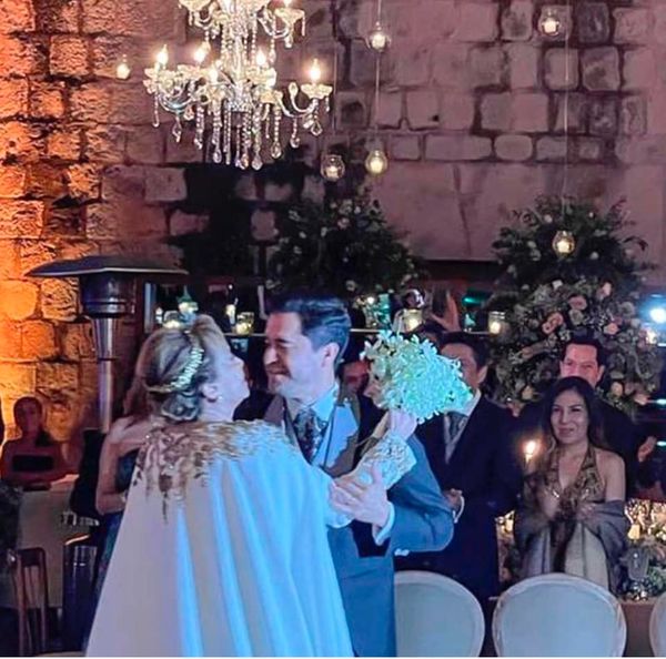 Al interior de la lujosa boda religiosa de Elba Esther Gordillo