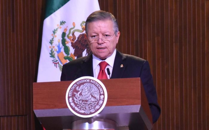 “Sin periodistas no hay democracia”: Arturo Zaldívar urgió en proteger a la prensa en México