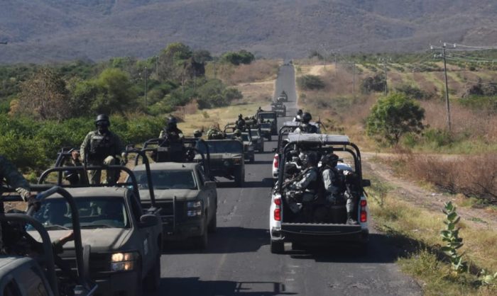 Aguililla: Ejército decomisó “monstruos”, armas y más de 150 kilos de marihuana al CJNG