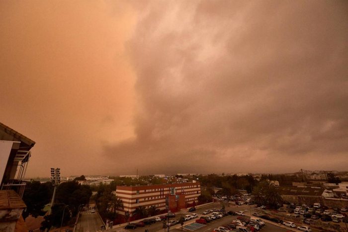 Una nube de polvo del Sahara llega a México desde este viernes