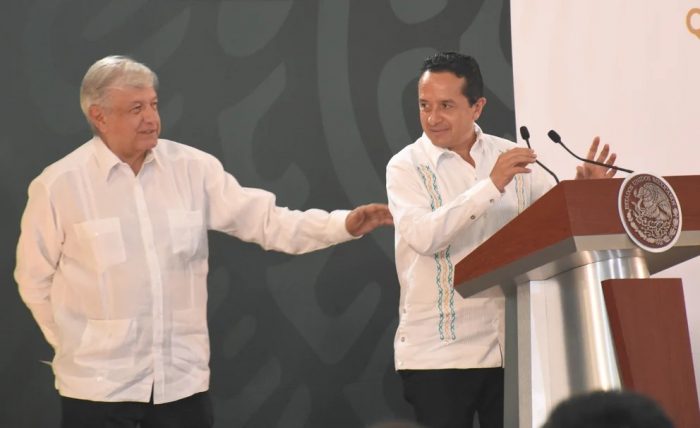 AMLO volvió a respaldar al gobernador de Quintana Roo en medio de “coqueteo” para incluirlo al Federal
