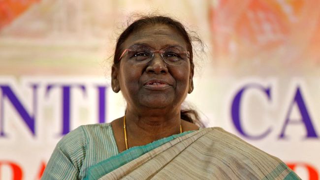 Una mujer de una tribu marginada se convirtió en la nueva presidenta de la India