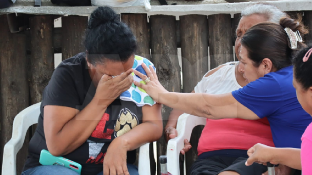 “Los están dando por muertos”: familiares de mineros rechazaron plan de rescate de hasta 11 meses