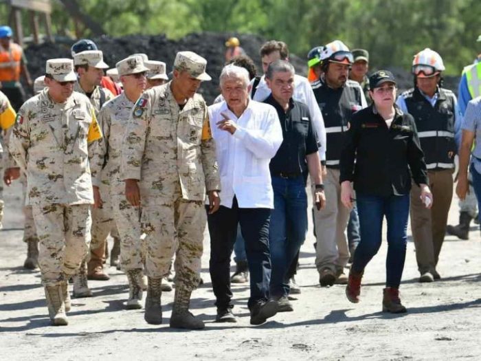 AMLO llegó a Coahuila para supervisar rescate de los 10 mineros atrapados en Sabinas