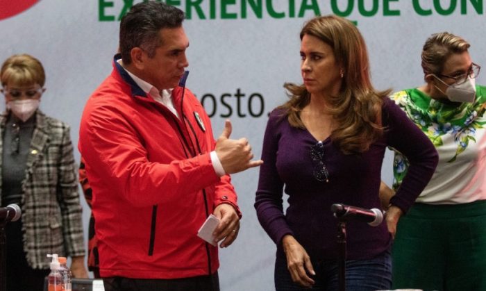 Revés para Alito Moreno y Carolina Viggiano en Hidalgo: grupo de Omar Fayad ganó espacios en el PRI