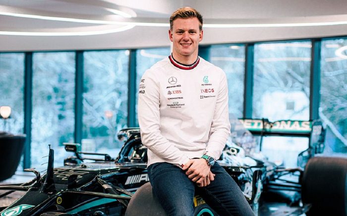 Mick Schumacher se une a Mercedes como piloto reserva de F1