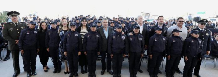 Fortalecen seguridad Chema Fraustro y Riquelme con más policías y patrullas