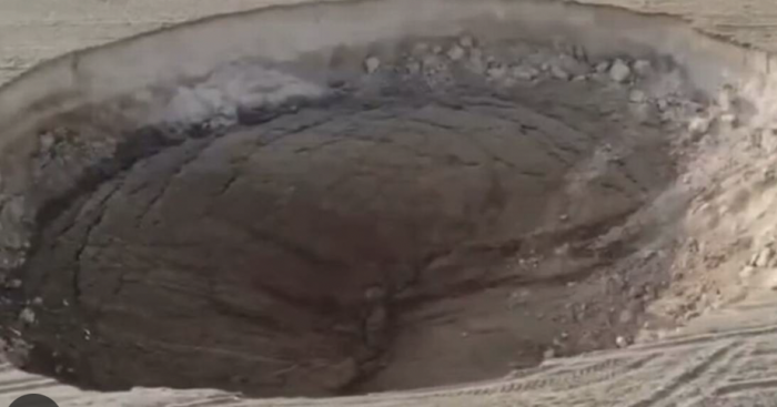 Aparece en Turquía un socavón de 100 metros de diámetro y nadie sabe por qué