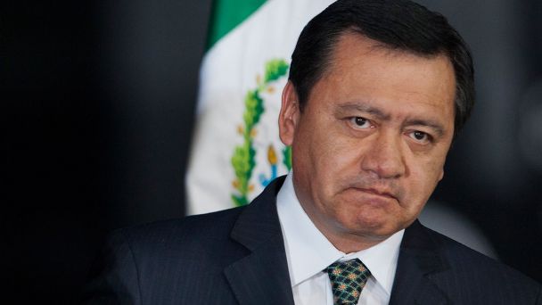 Osorio Chong llegó tarde a la reunión del PRI donde podrían “emboscarlo”