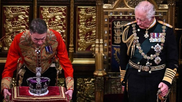 Coronación de Carlos III: El próximo rey de Inglaterra utilizará un trono de madera de 7 siglos